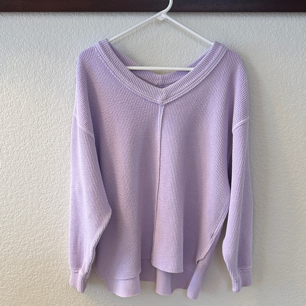 Aerie Oversized Lavender V-Neck Sweatshirt